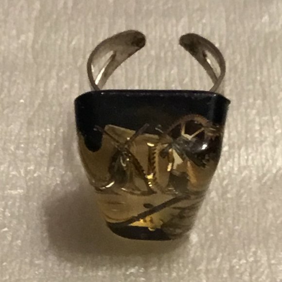 Vintage Lucite clear plastic steampunk fashion watch parts ring - Picture 10 of 16